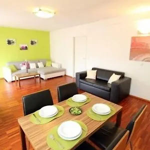 Royal Living Aparthotel Wien